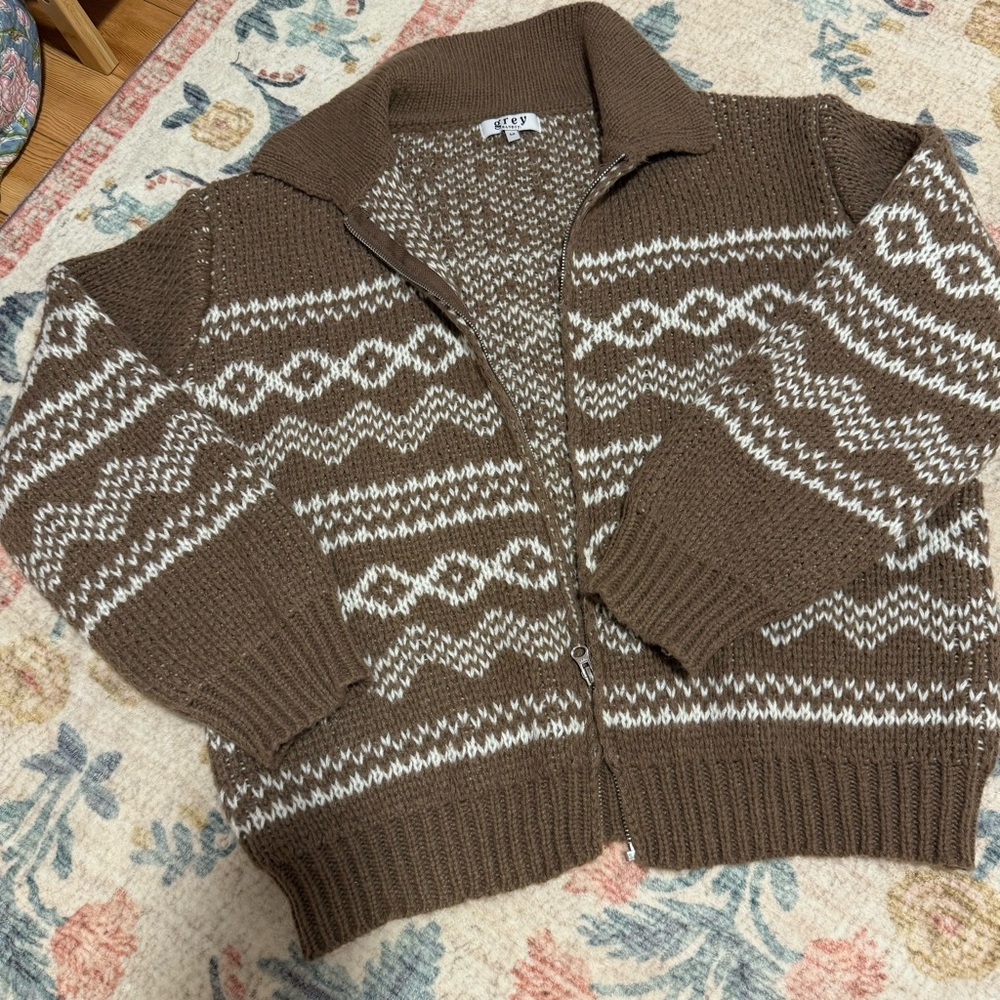 Grey bandit sweater